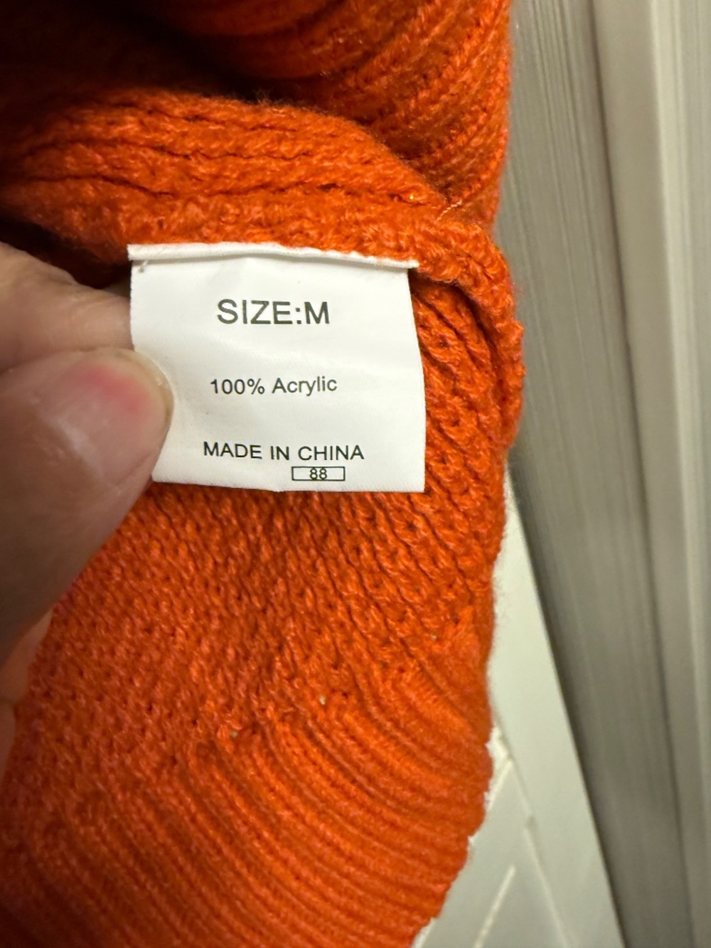 Color-block sweater - Picture 2 of 3